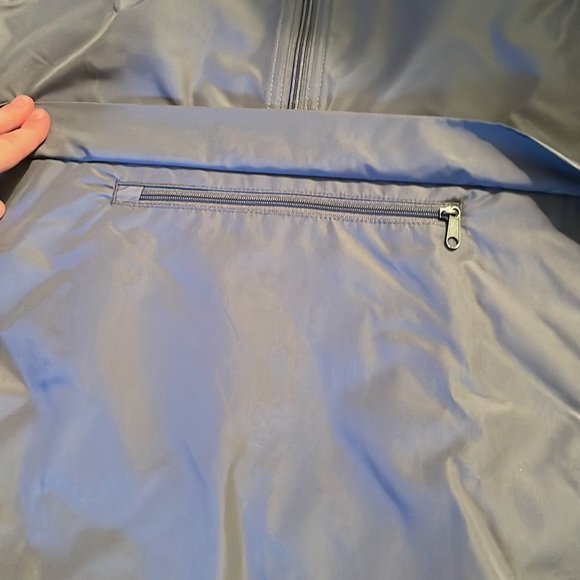 Pullover wind breaker - Picture 4 of 4